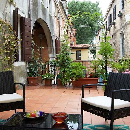 Apartamento Marinaressa Biennale Terrazza Venecia Exterior foto