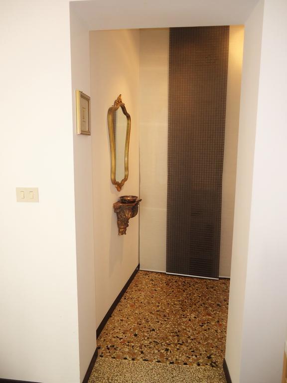 Apartamento Marinaressa Biennale Terrazza Venecia Exterior foto